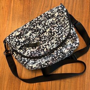 Lululemon Floral Spray Festival Bag